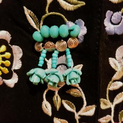 Vtg Japanese silk embroidered and aqua beaded Long kimono Jacket