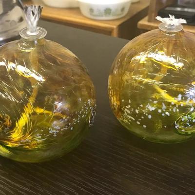 Beautiful Swirl Design Amber Glass Oil Lamps (Item #134)