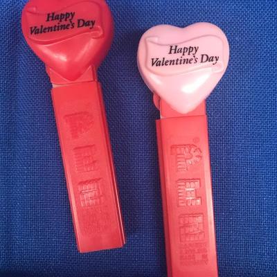 Pez Happy Valentine's Day Collectible Dispensers NO FEET (Item #129)