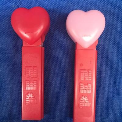 Pez Happy Valentine's Day Collectible Dispensers NO FEET (Item #129)