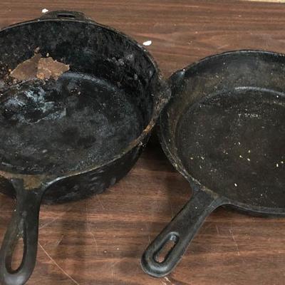 2 Cast Iron Pans, 10