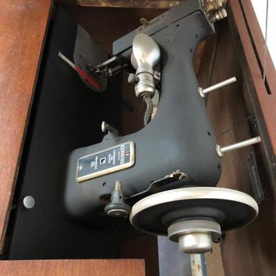 Kenmore Electric Sewing Machine In Cabinet 