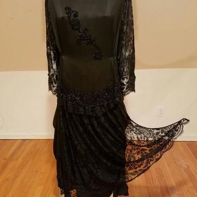 1920's Flapper dress Downtown Abbey lace heavily beaded 