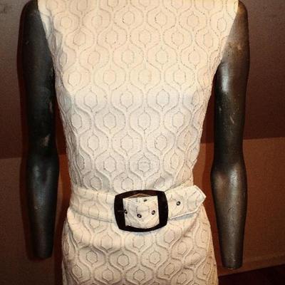 Vtg 1960's Maxi Cheongsam silver lame' embroidery brocade metal belt