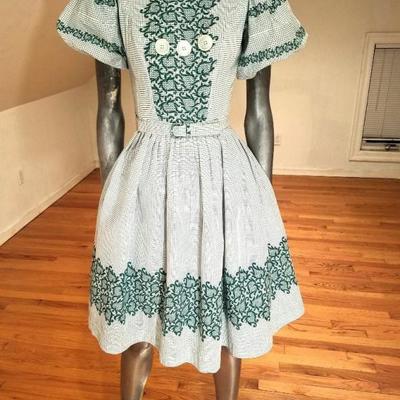 Vtg 1940's grid & floral full sweep cotton dress button detail/ belt