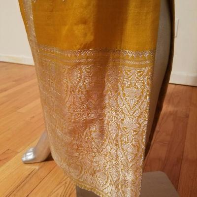 Vtg 1960 Chinese gold embroidery pure silk Cheongsam ensemble  