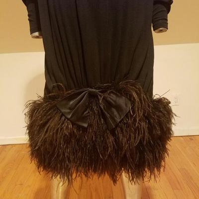 Vtg Iconic Jeanette for St.Martin Feather embellished rare dress one size X