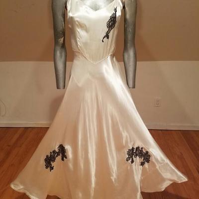 Vtg 1930's Peau de Soie eggshell bias maxi gown lace embroidered applique 