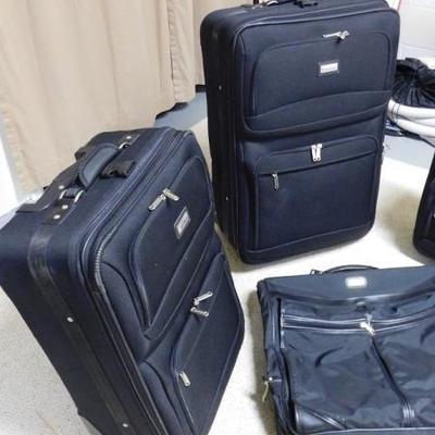 Complete Set of 4 Piece Matching Luggage