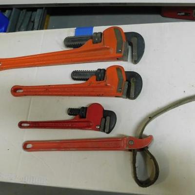 Set of Three Pipe Wrenches and One Turn Strap