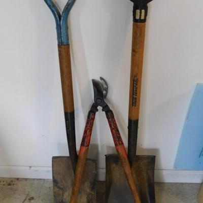 Set of Two Shovels and a Pair of Loppers