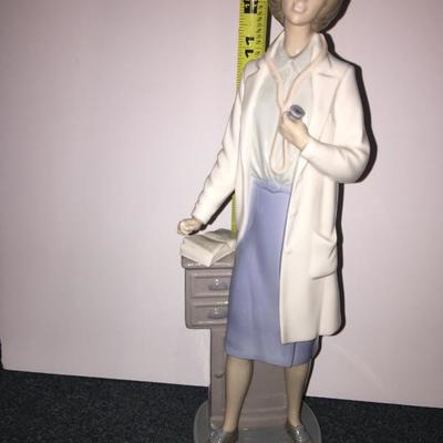 NAO by  Lladro female doctor Large 13â€ figurine as-is 