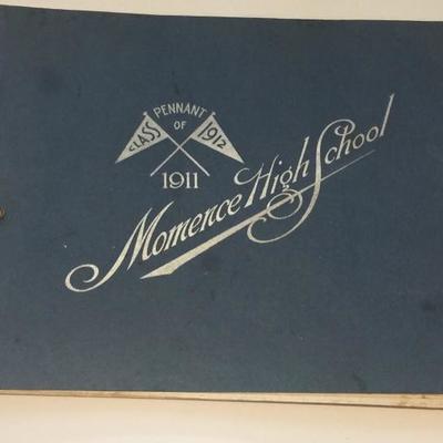 Momence IL 1911 High School Year Book