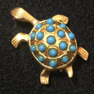 Sea Turtle pin Brooch 