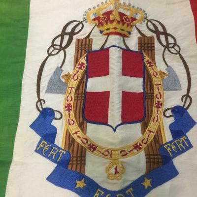 Flag (Italian? Religious?)