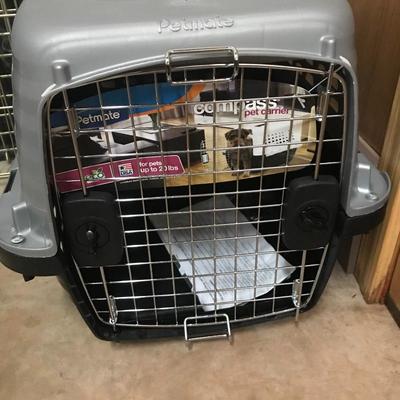 Lot 28 - Pet Kennel and Carrier
