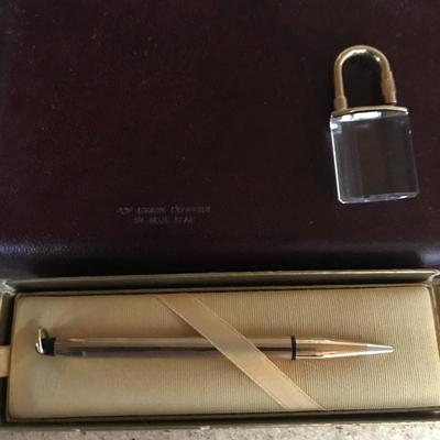 Lot 14 - Sheaffer Pens and Smith Metal Arts Desk Accessories