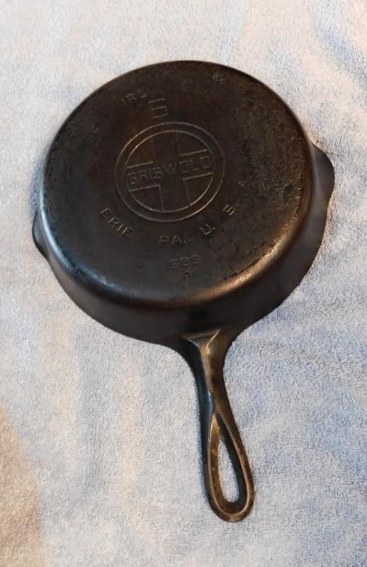 6 Griswold Cast Iron Skillet