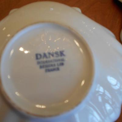 Set of 4 Clam Shell Plates by Dansk