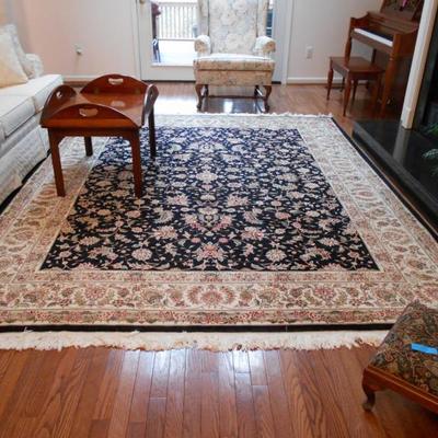 10.5 x 8' Wool Cream and Black Rug with Fringe