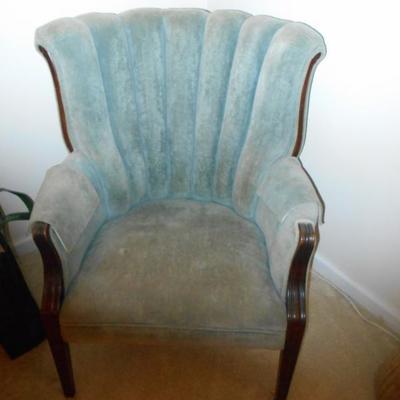 Victorian Tufted Back Chair