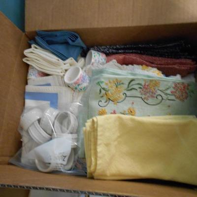 Box Lots of Linens, Towels, Trivits, Etc (Please See All Pictures)