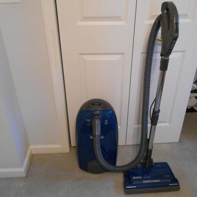 Kenmore Cannister Vacuum