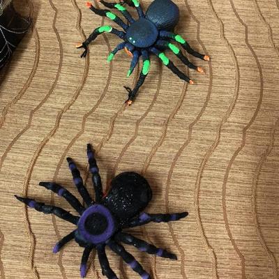 Halloween decorations 9pc lot Spiders