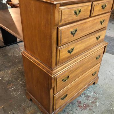 Colonial style maple chest of drawers