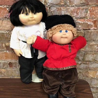 Cabbage Patch Dolls Russian Boy & Chinese Girl