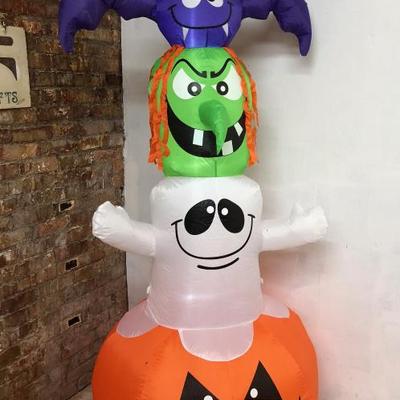 Halloween Inflatable Cartoon Totem Pole yard display