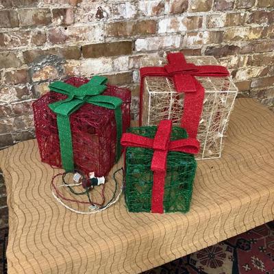 Outdoor Christmas Display Lighted Wire Gift Boxes