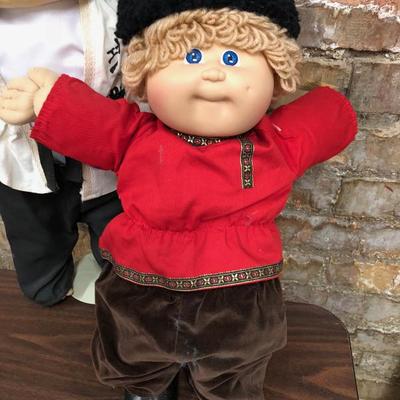 Cabbage Patch Dolls Russian Boy & Chinese Girl