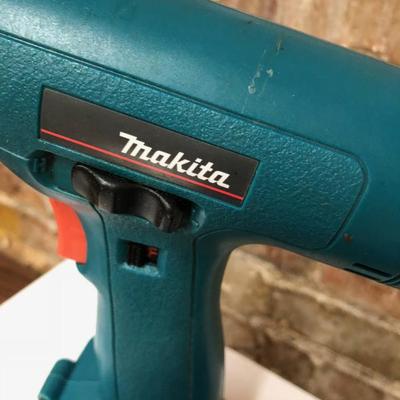 Makita 6311D 1/2in Cordless Drill 12v
