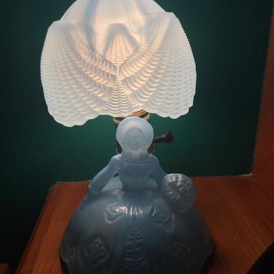 Lot 103 - Vintage Lady Lamp 