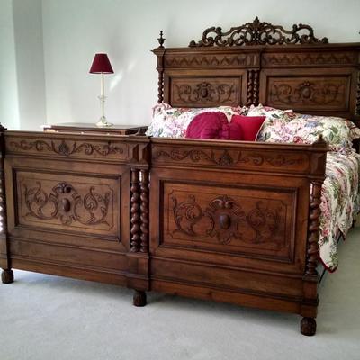 Early American Twin Bed