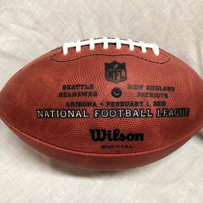 Seahawks vs Patriots Super Bowl XLIX Wilson NFL Football (Item 345)