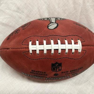 Seahawks vs Patriots Super Bowl XLIX Wilson NFL Football (Item 345)