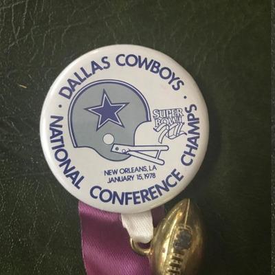 Super Bowl XII Dallas Cowboys Collectible Pin, Ribbon & Charm (Item 290)