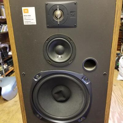 JBL J325a speakers set of 2