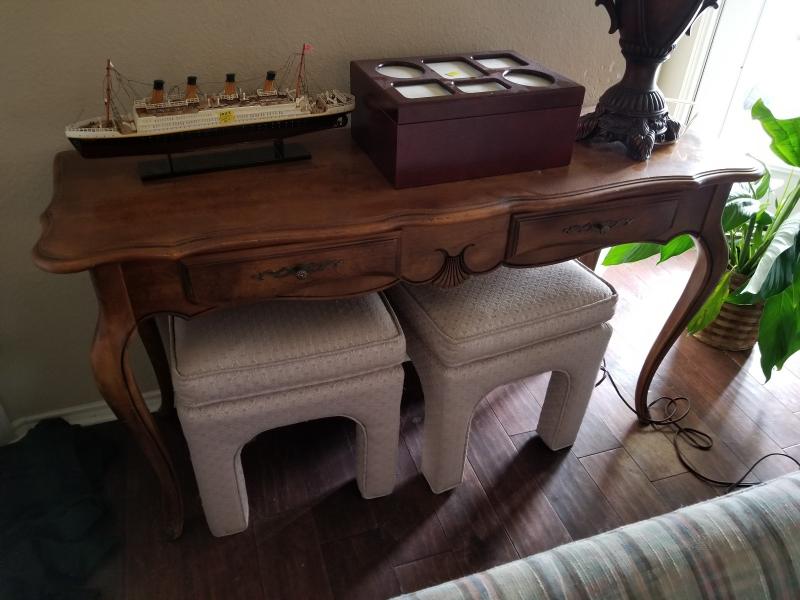 Ethan Allen sofa/hall table