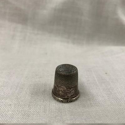 Antique Towle Sterling Thimble (Item 809)