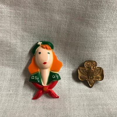 Vintage Girl Scout Pins (Item 805)