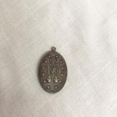 Sterling Mary Religious Pendant (Item 916)