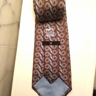 Hermes Paris France 500IA 100% Silk blue & Brown Tie