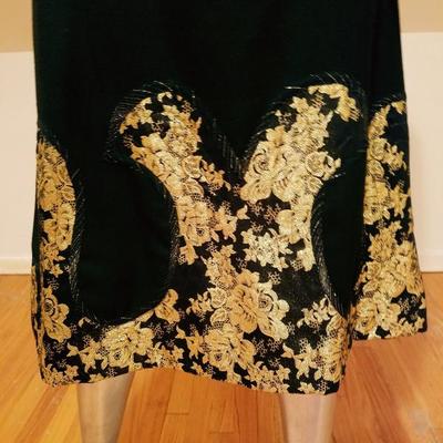 Vtg Koos Van den Akker skirt suit with gold lame' embroidery & applique
