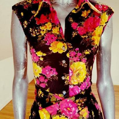 Vtg 1960's brushed jersey maxi floral gown Austrian crystal  buttons tie back