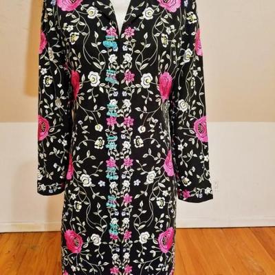 Vtg Japanese silk embroidered and aqua beaded Long kimono Jacket