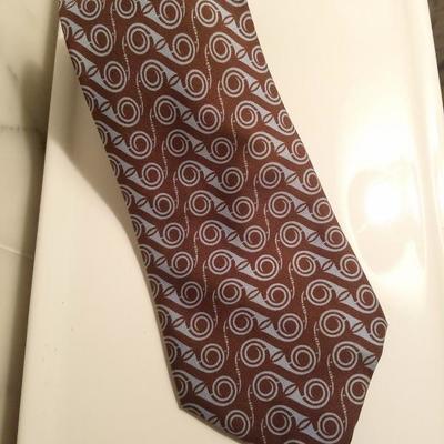 Hermes Paris France 500IA 100% Silk blue & Brown Tie