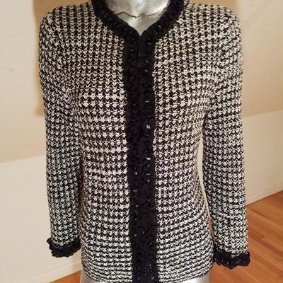 Vtg knitted tunic sweater onyx Embellished 